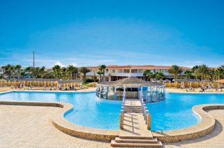 Clubhotel & Resort Crioula